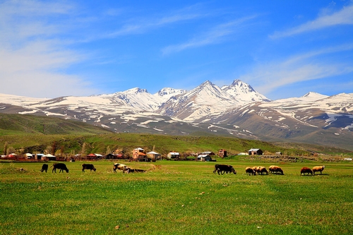 قله آراگاتس و ارمنستان